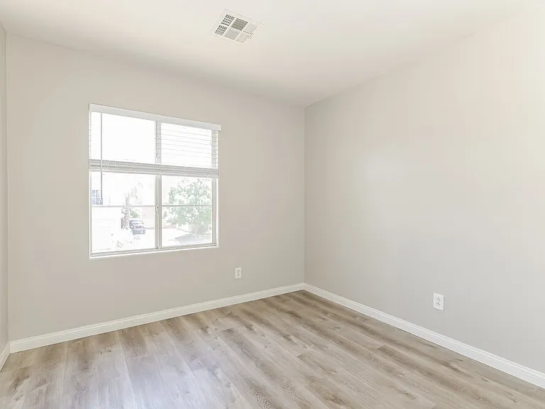 698 Blooming Sage Ct — Photo 13