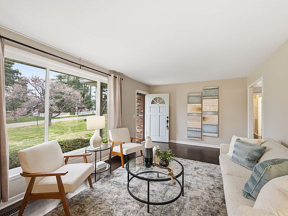 5th image of 5171 Regent Dr