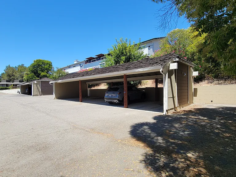 118 Mission Dr — Photo 13