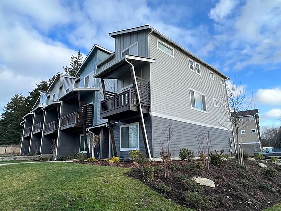 5th image of 17521 110th Avenue Ct E #A