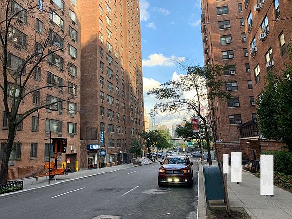 5th image of 425 E 63rd St APT W2g