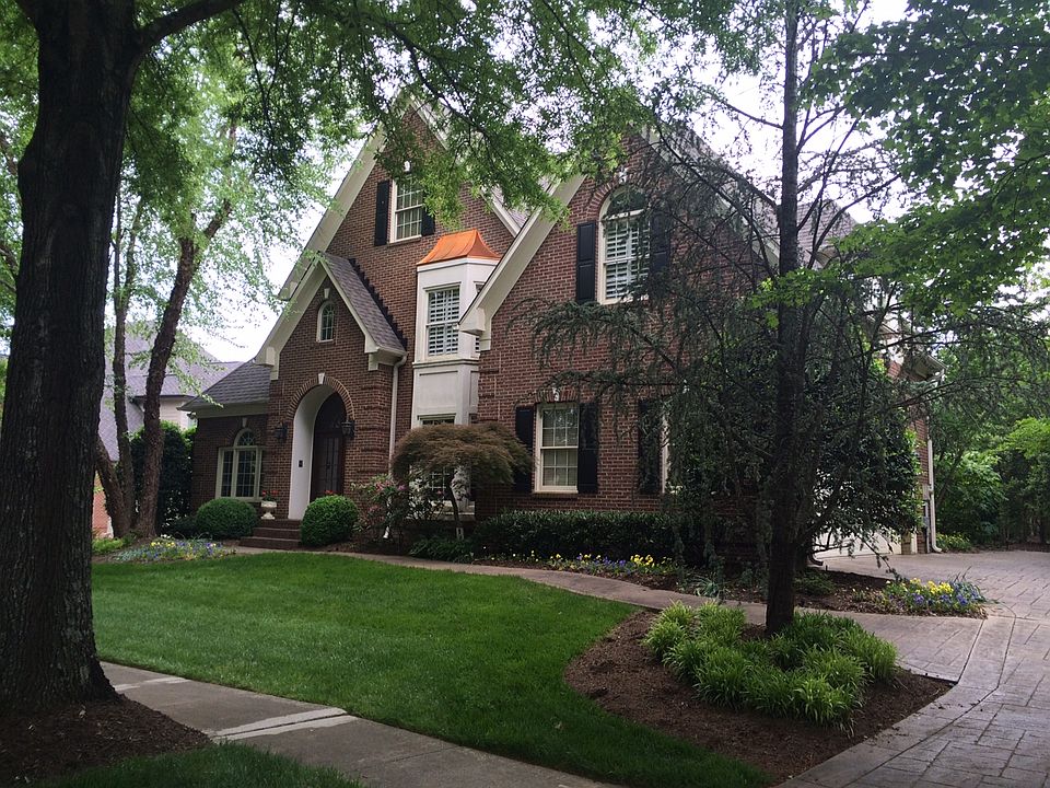 2nd image of 329 Heathermoor Dr