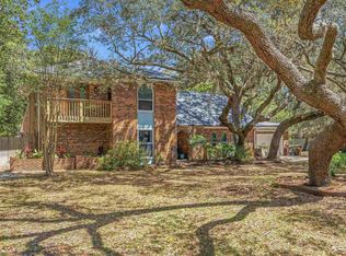 1555 Oak Shore Dr, Gulf Breeze, FL 32563