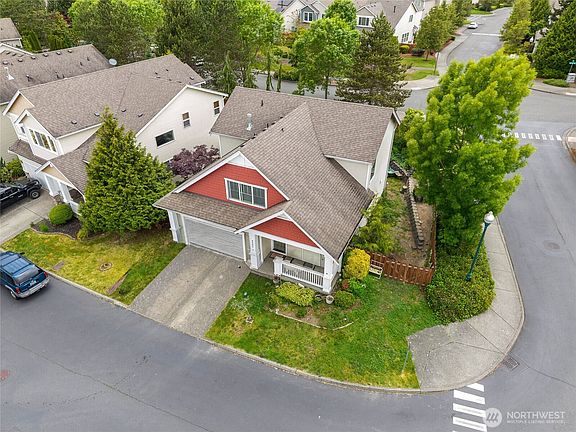 2nd image of 8805 24th Place NE