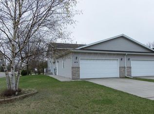 613 36th Ave S, Moorhead, MN 56560