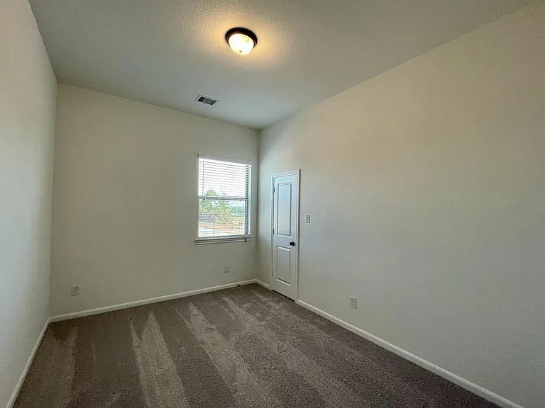 639 Silver Pear Ct — Photo 24