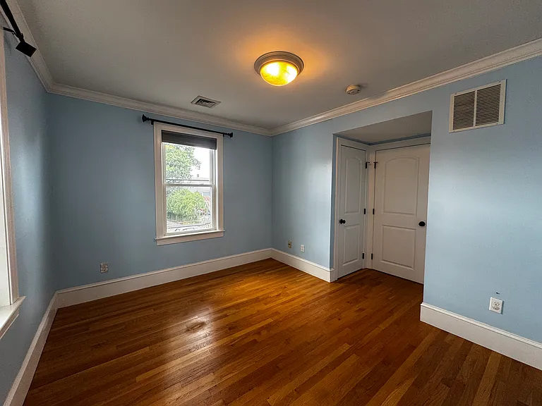 92 Alder St #2 — Photo 10