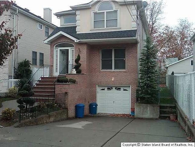 1st image of 138 Barnard Ave