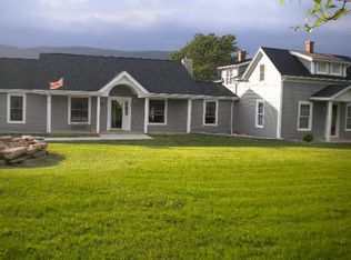 9325 Back Rd, Maurertown, VA 22644