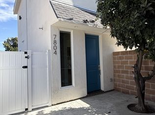 7806 Ferncola Ave, Sun Valley, CA 91352