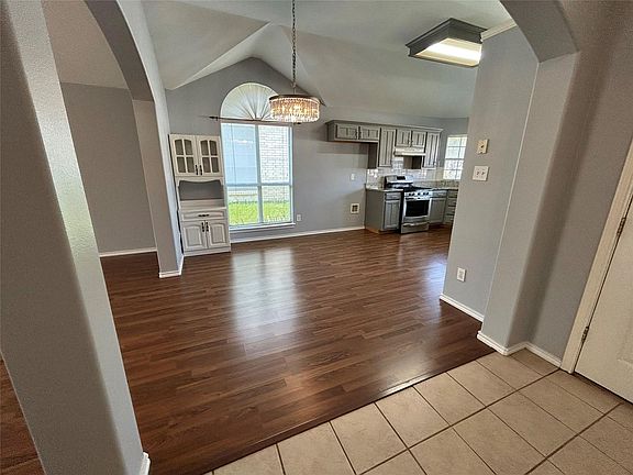3rd image of 4133 Boulder Park Dr