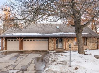 7686 Blackwell Ct N, Inver Grove Heights, MN 55076
