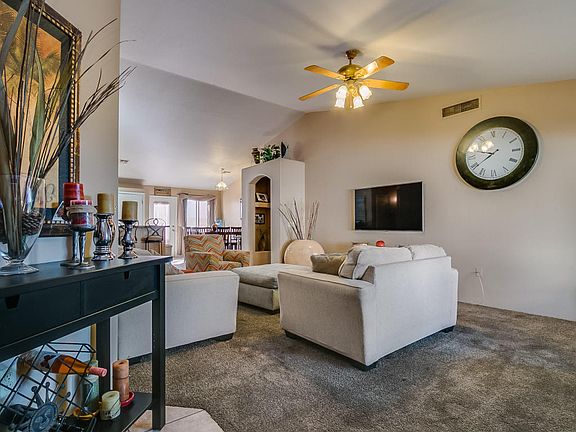 5th image of 2253 W Silver River Way