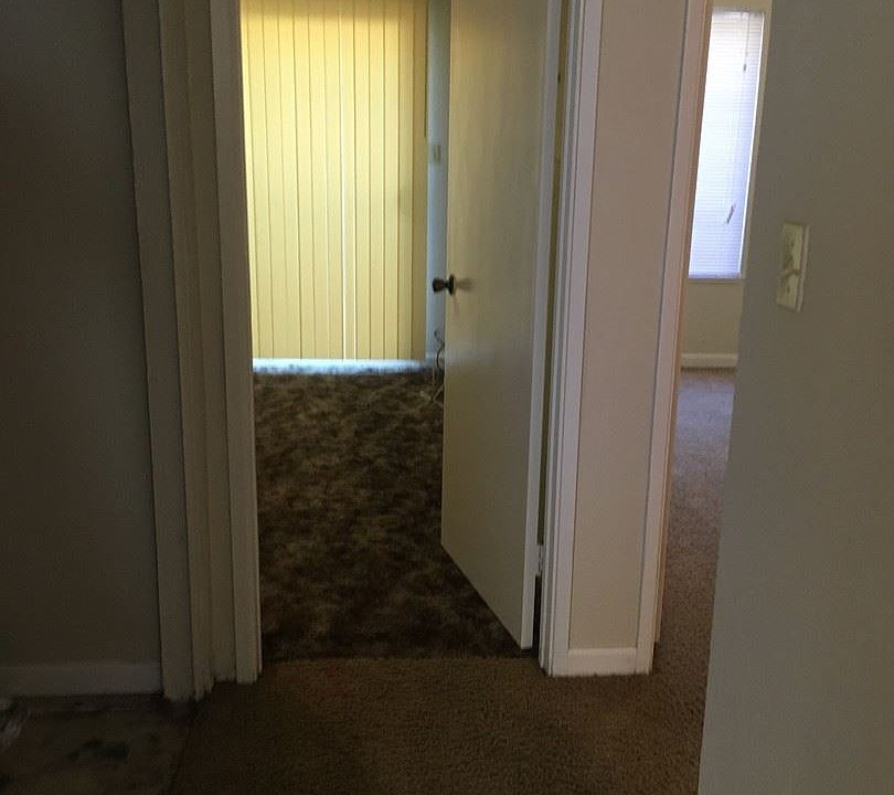 2nd image of 212 Floyd Ave APT 3