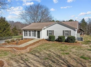 275 Edgewood Church Rd, Mebane, NC 27302