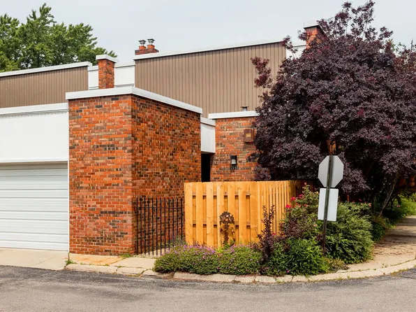 2057 Hyde Park Rd, Detroit, MI 48207