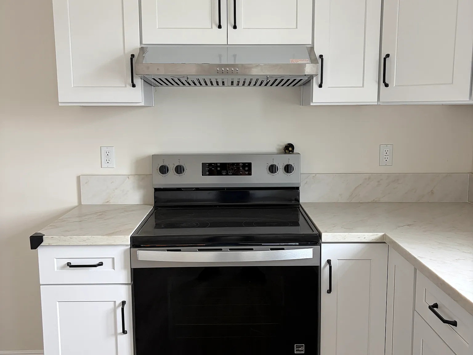 2 bed, 1.5 bath, $2,400 — Photo 4