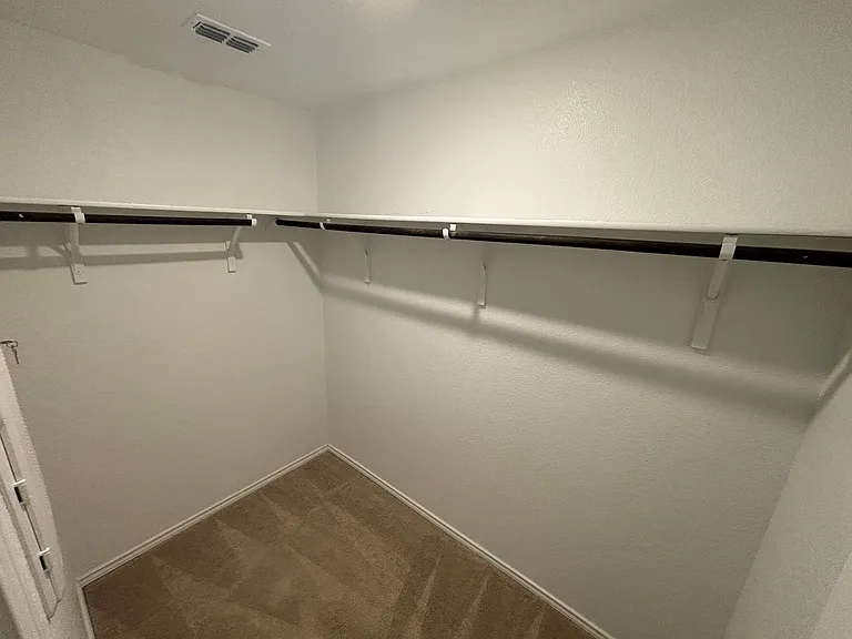 206 Sunflower St — Photo 7