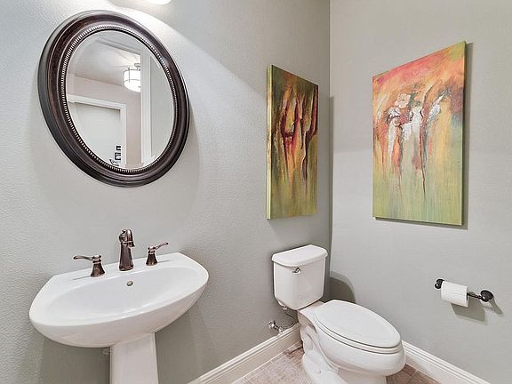 5th image of 3806 Yamala Ct