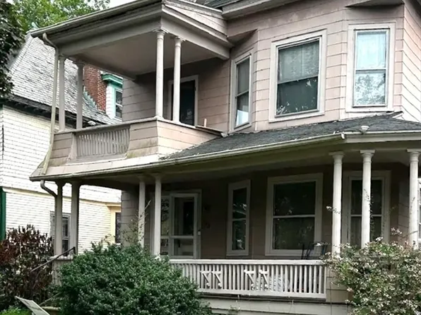 93 Garfield St, Springfield, MA 01108