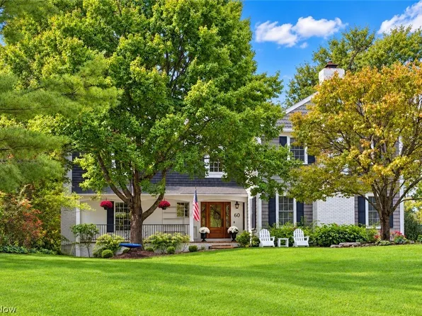 60 Solether Ln, Chagrin Falls, OH 44022