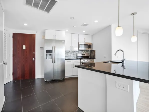 1702 Park Ave, Weehawken, NJ