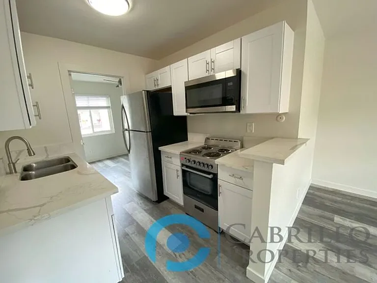5048 Wightman St #5 — Photo 3