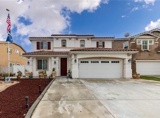 1910 Castle Gate Ln, Redlands, CA 92374