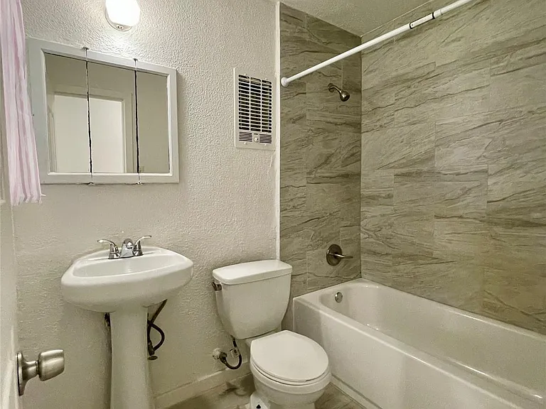 10823 Eddyrock St — Photo 20