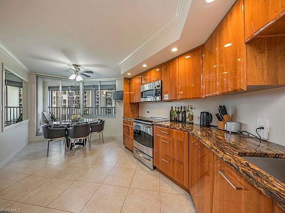 4th image of 4041 Gulf Shore Blvd N APT 507