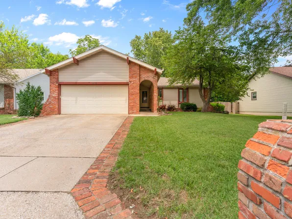 1635 W Mcgee Street, Springfield, MO 65807