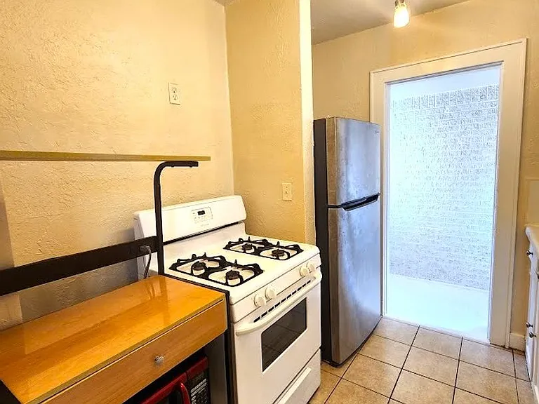 1403 N Miller Blvd — Photo 12