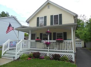 58 3rd St, Glens Falls, NY 12801