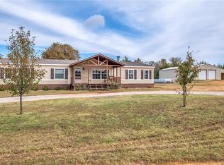 1106 E 18th Pl, Chandler, OK 74834