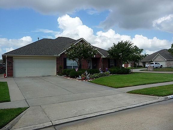 4th image of 102 Summer Winds Dr