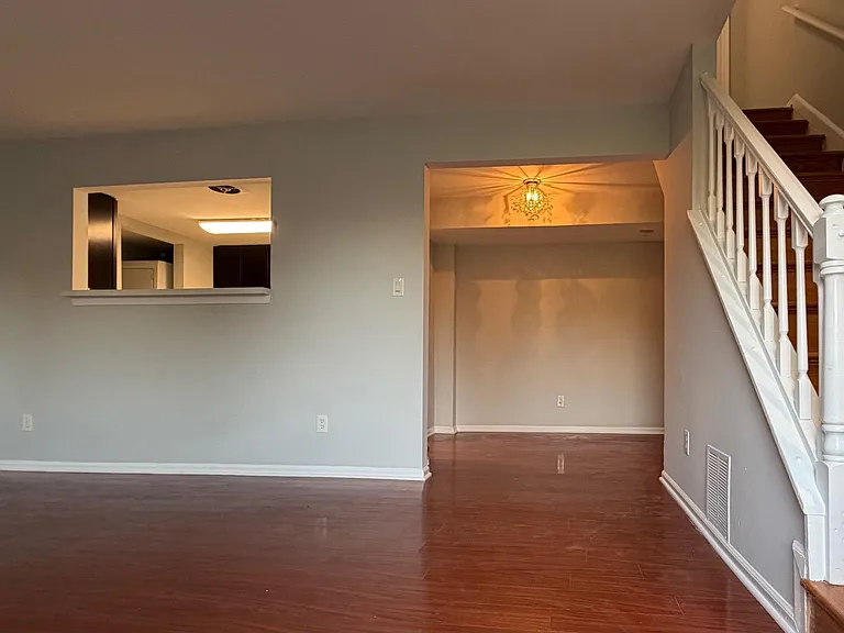 9798 Hagel Cir — Photo 5