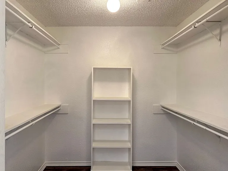 55001 Windmill Ln — Photo 16