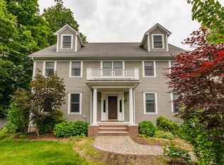 79 Lexington St, Burlington, MA 01803