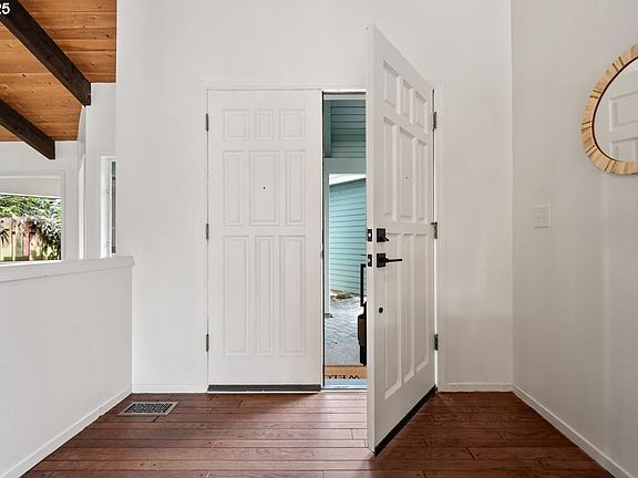 4th image of 3881 SE Bliss Ct