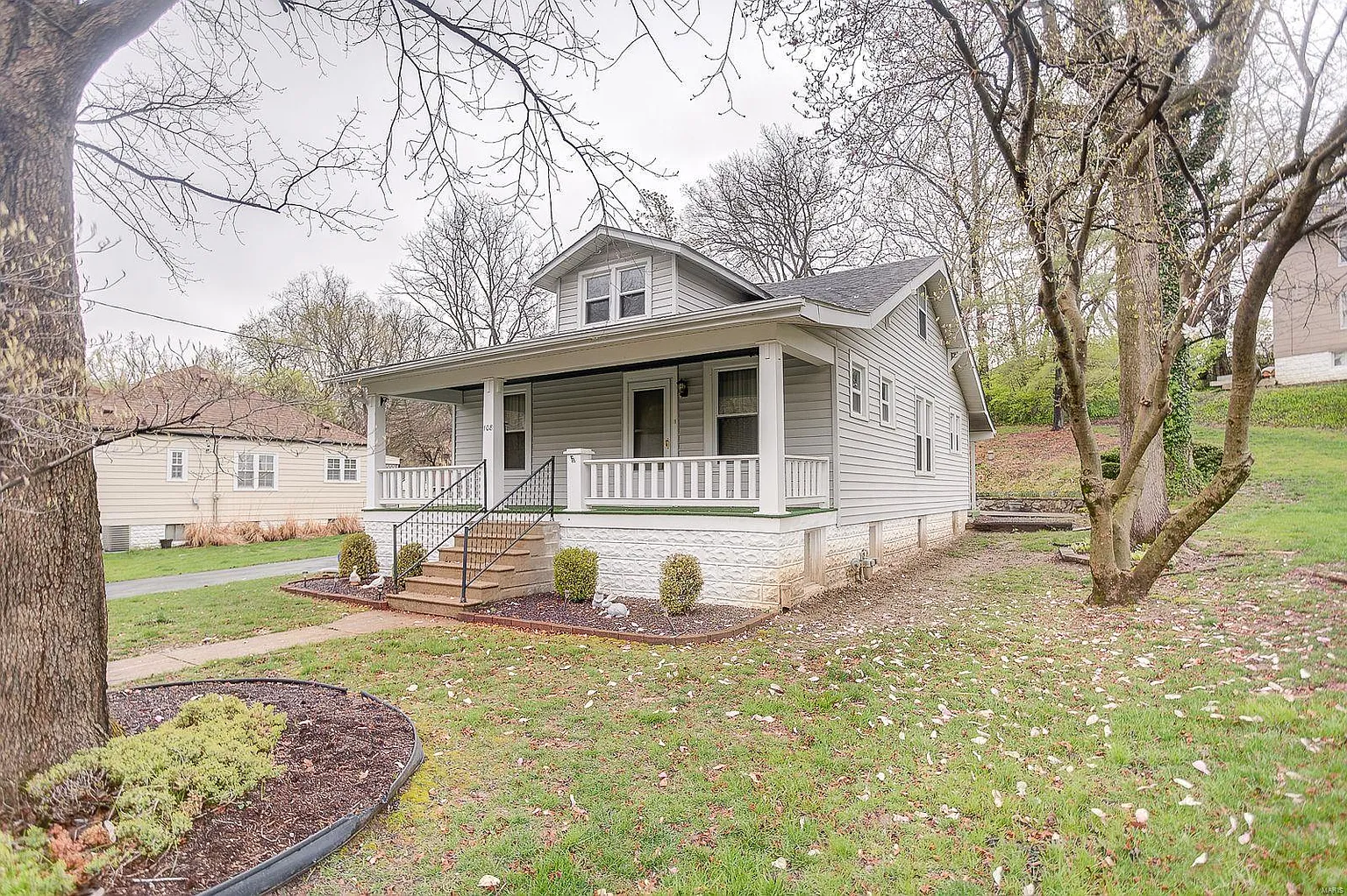 108 Concord Dr photo 1