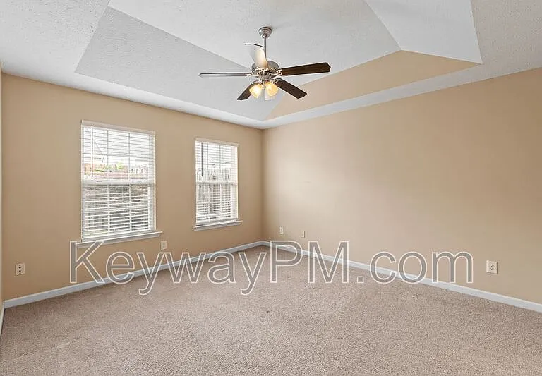 208 Satomi Way — Photo 10