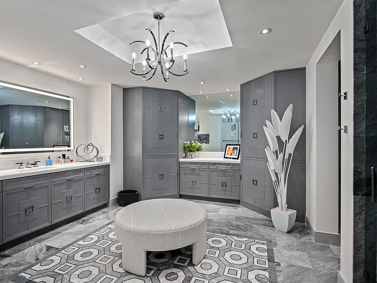 500 SE 5th Ave #701 — Photo 19