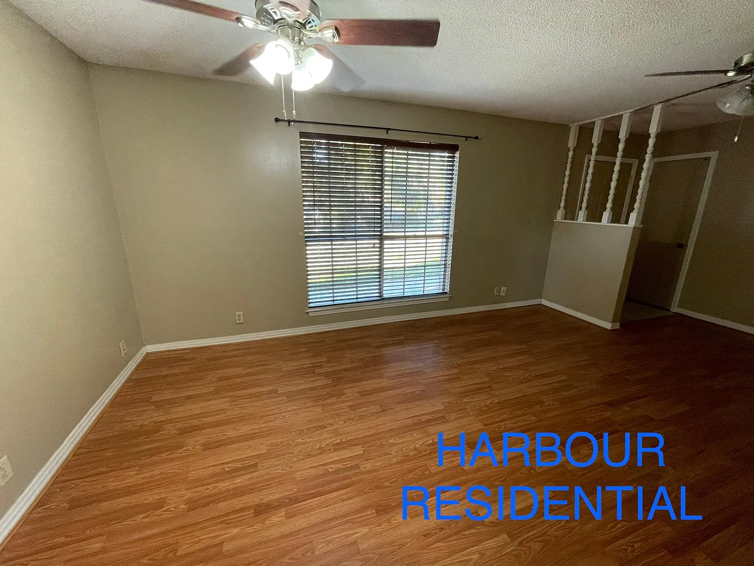 3 bed, 1.5 bath, 1269 sqft, $1,350 — Photo 4