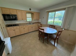 22050 Chardon Rd, Euclid, OH 44117