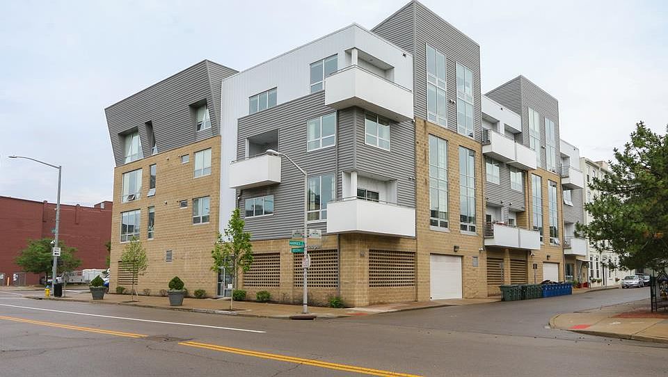 1st image of 111 Harries St APT 206