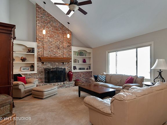 4th image of 2794 Wedgewood Dr