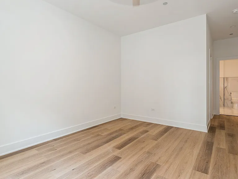 1435-40 W Fillmore St #510 — Photo 21