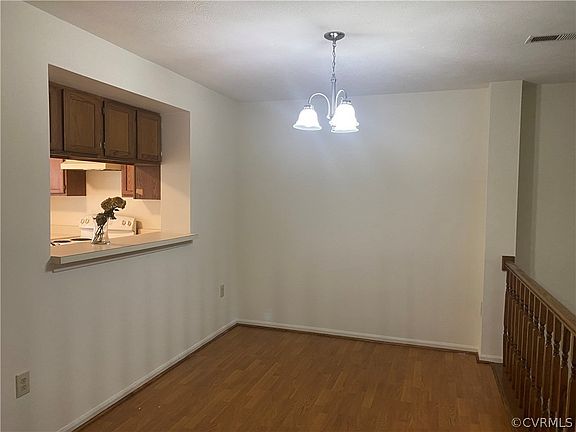 3rd image of 7802 Balineen Ct