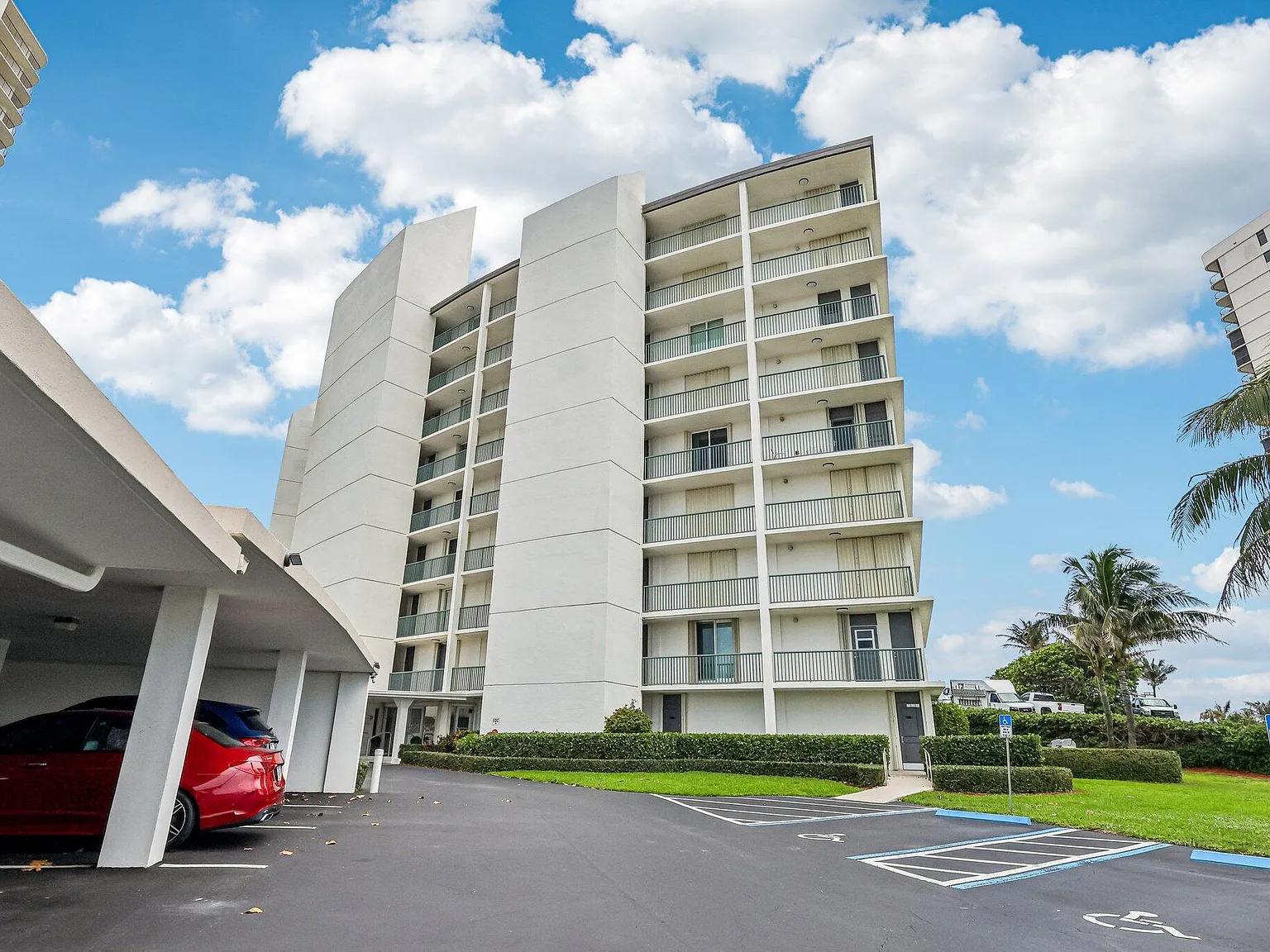 2 bed, 2.0 bath, 1250 sqft, $6,500 — Photo 4