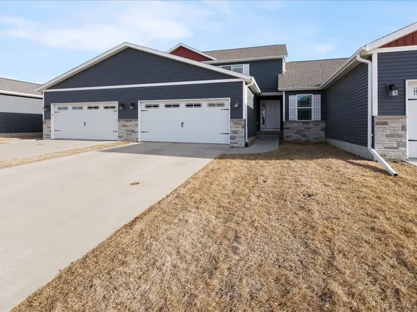 1011 Loren Dr, Cedar Falls, IA 50613